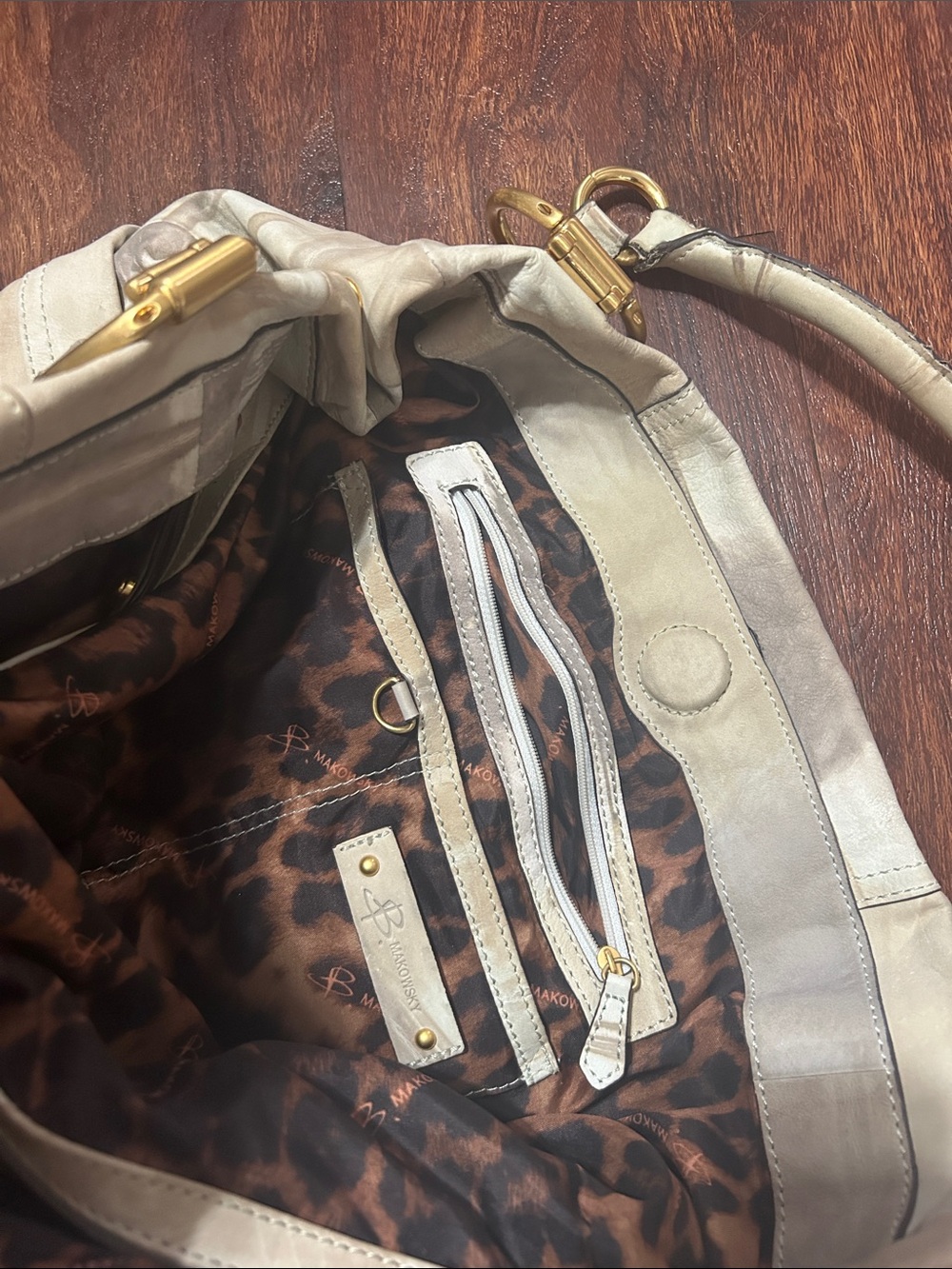 b. makowsky Beige and Light Gray Tie-Dye Leather Shoulder Bag with Gold Hardware - Picture 5 of 14